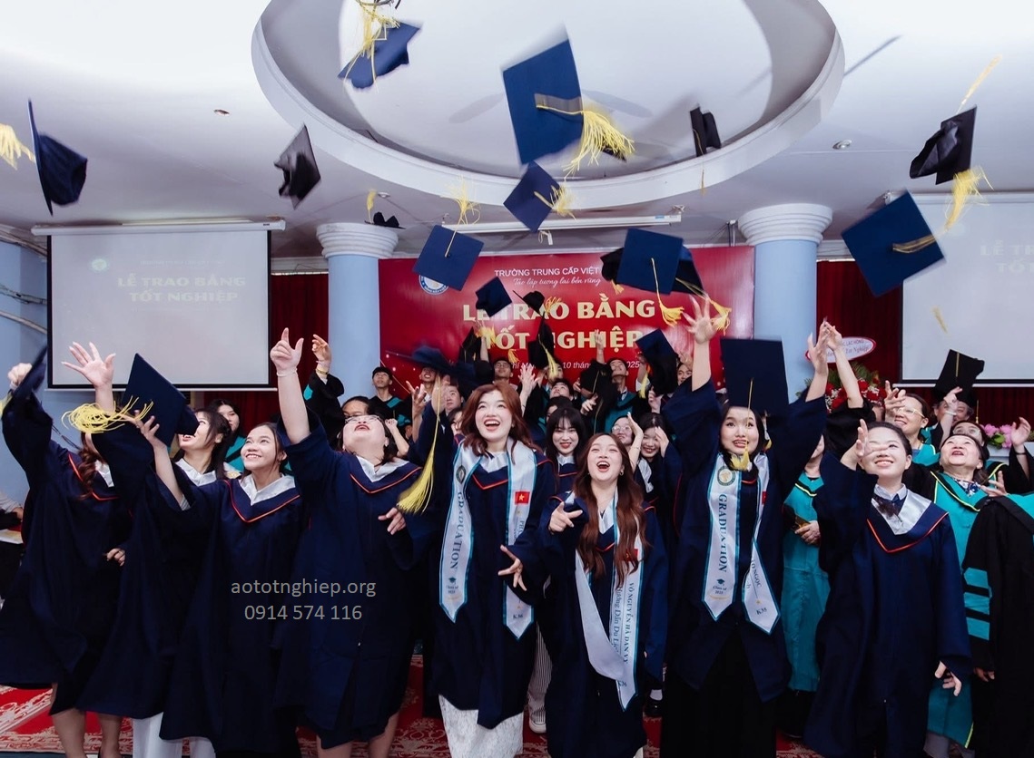 áo cử nhân giá rẻ
