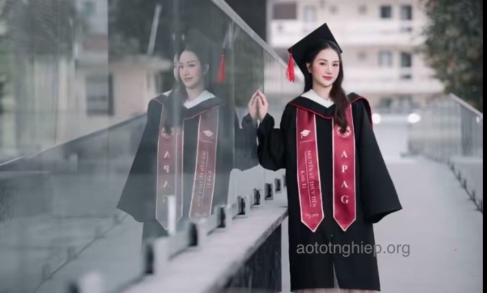 áo cử nhân quốc tế đẹp