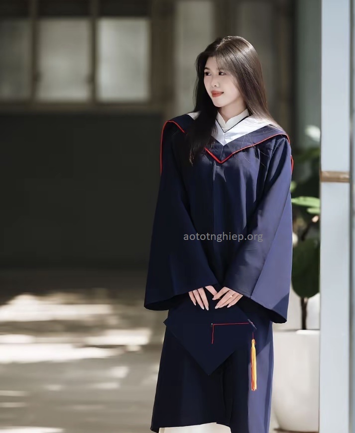 may ao cử nhân quốc tế 
