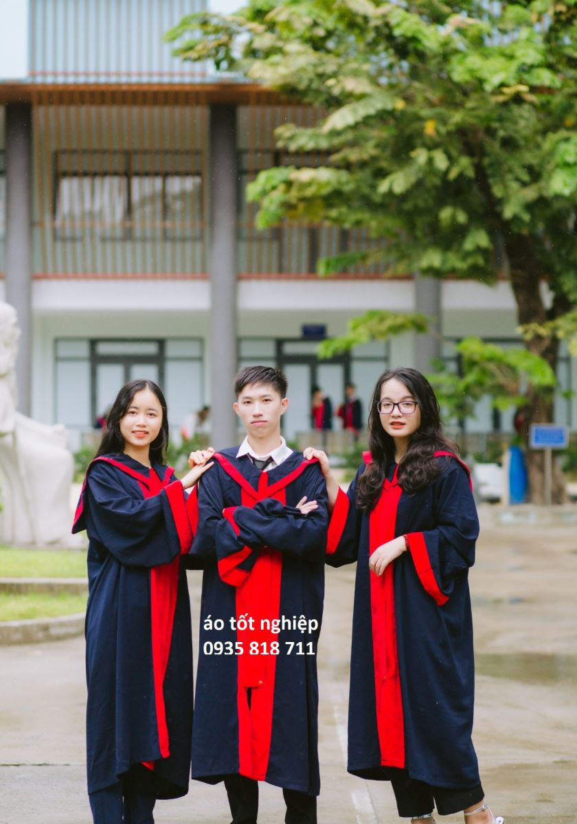 xuong may ao tot nghiep 2024