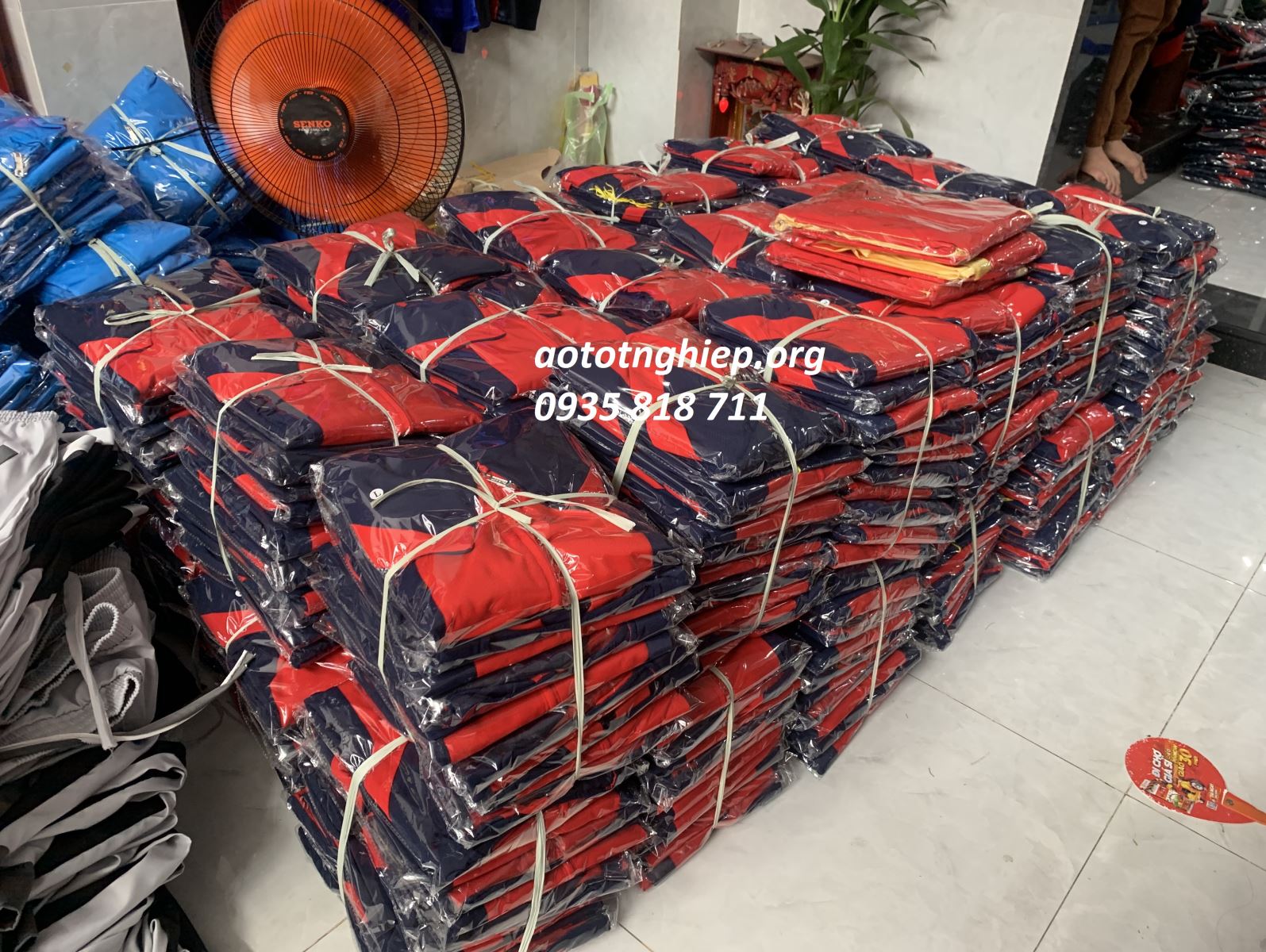 ĐỒNG PHỤC TỐT NGHIỆP HỌC SINH SINH VIÊN