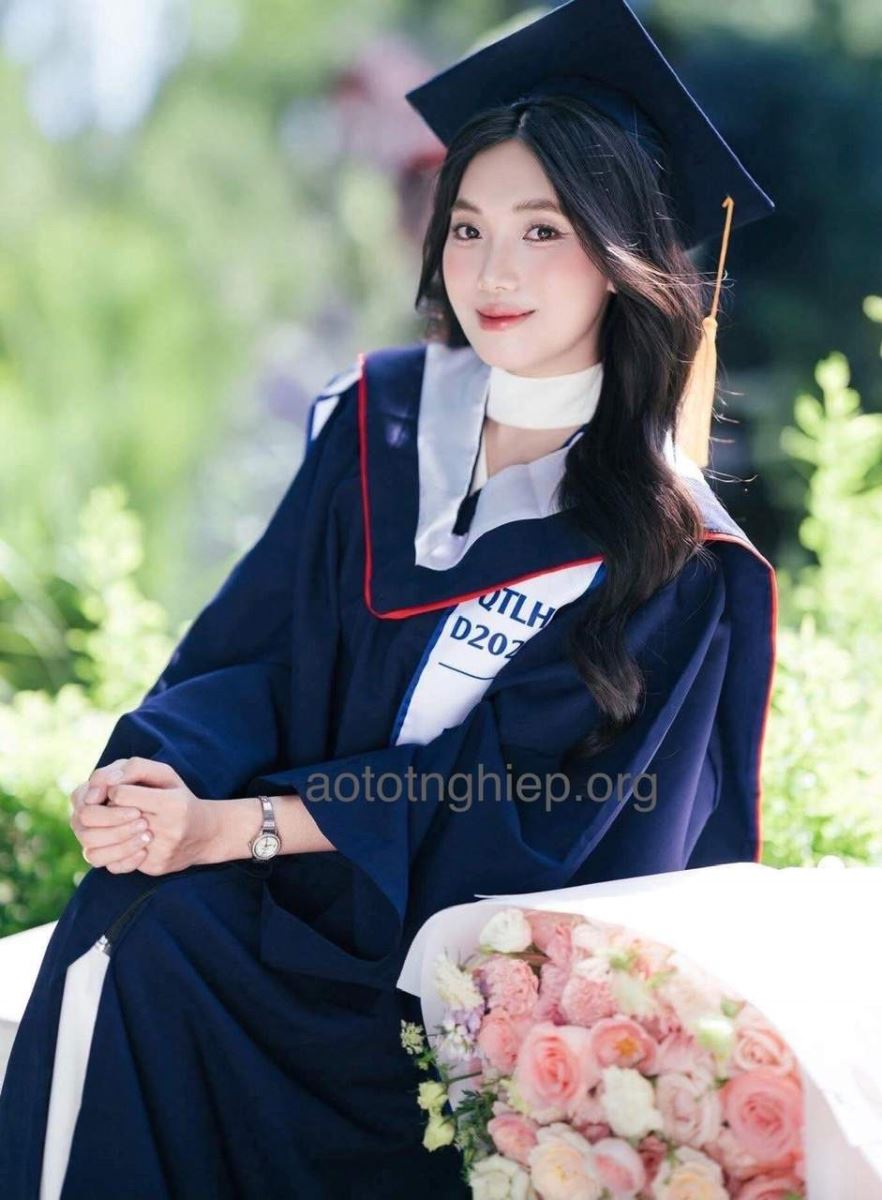 lễ phục cử nhân quốc tế