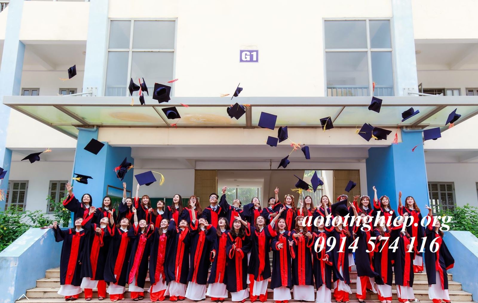 Thuê Áo Lễ Phục Tốt nghiệp Giá Rẽ