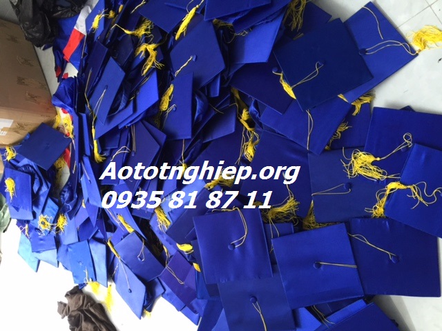 xưởng may nón tốt nghiệp