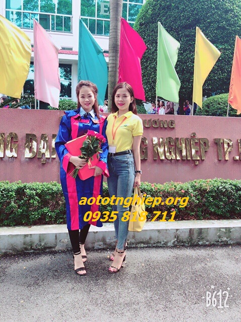 Đồng phuc tốt nghiệp cử nhân