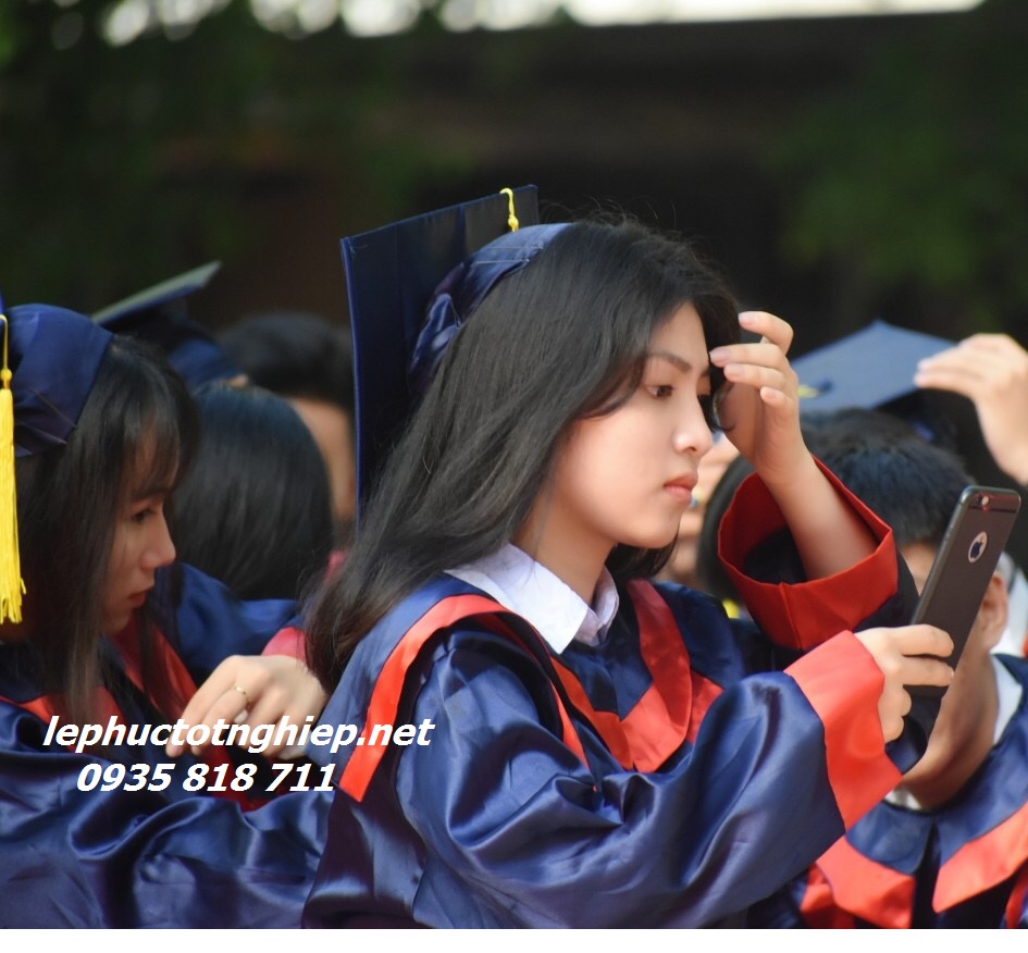 ao tot nghiep phu nhuan