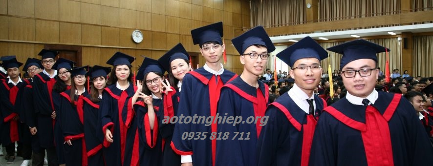 Áo tốt nghiệp mầm non M03