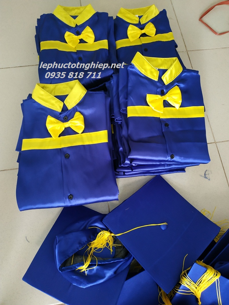 áo tốt nghiệp cho thuê