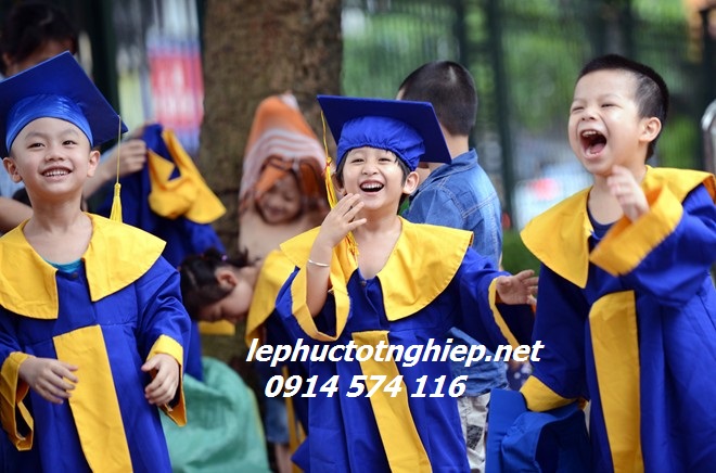 áo cử nhân mầm non