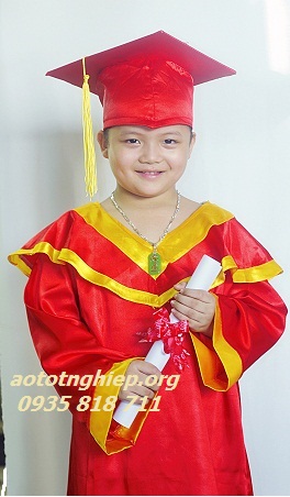 ao tot nghiep mam non gia re