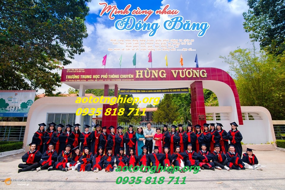 thue ao tot nghiep tai hcm