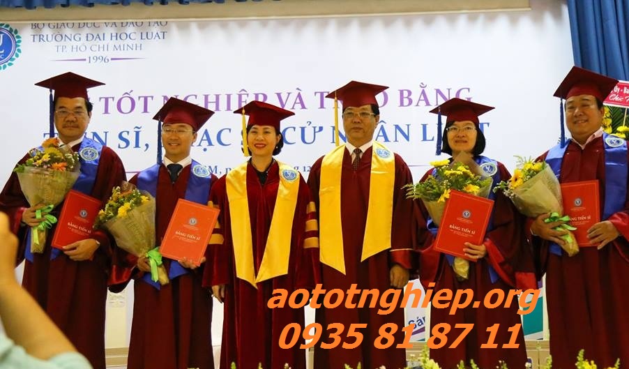 cho thue áo tốt nghiệp