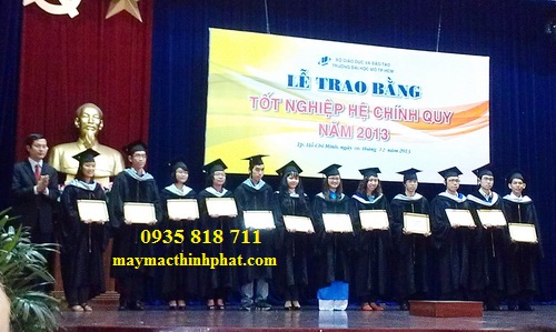 Áo tốt Nghiệp Cử Nhân là gì
